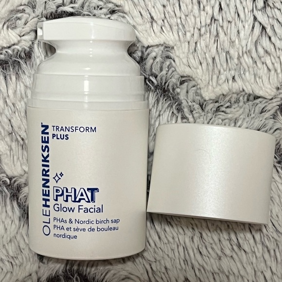 OLEHENRIKSEN PHAT Glow Facial Mask - Picture 6 of 12